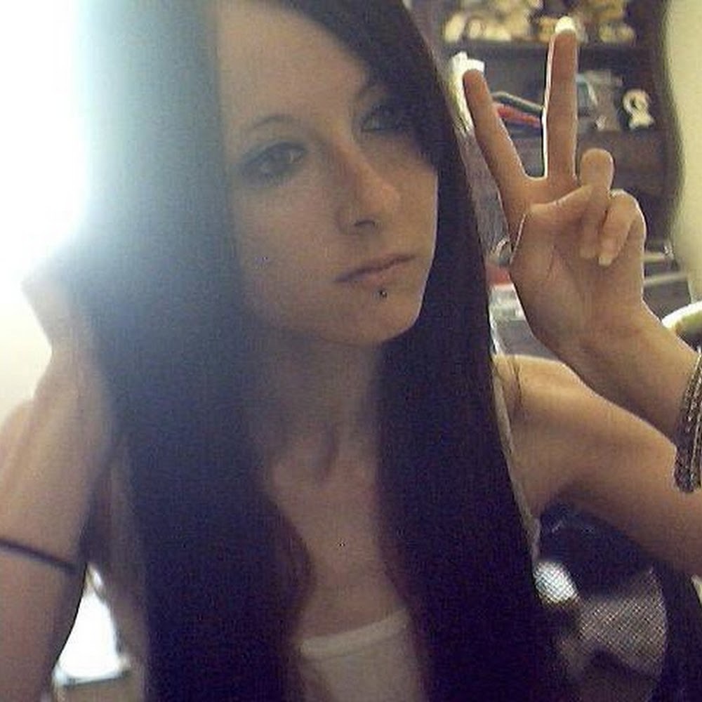 Meet your Posher, Sloan